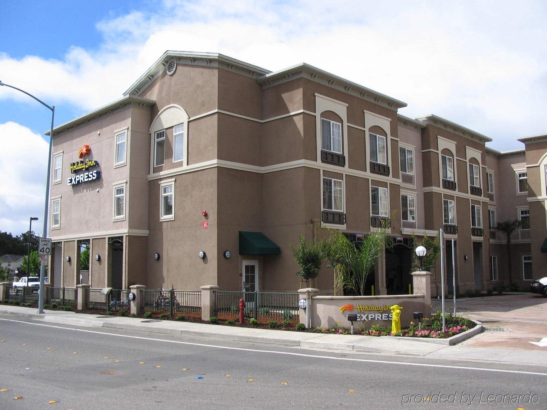 Holiday Inn Express Windsor Sonoma Wine Country By Ihg Экстерьер фото