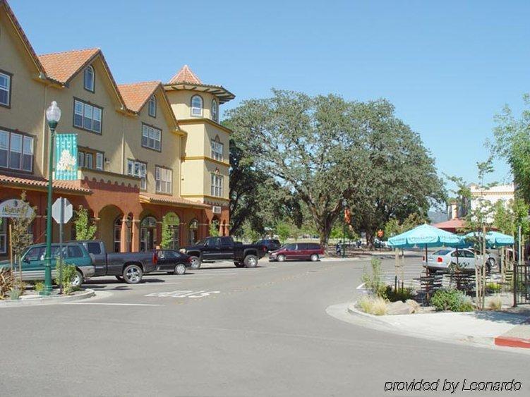 Holiday Inn Express Windsor Sonoma Wine Country By Ihg Экстерьер фото